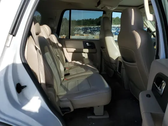 2005 Ford Expedition Eddie Bauer