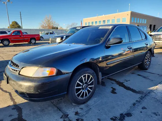 1998 Nissan Altima XE