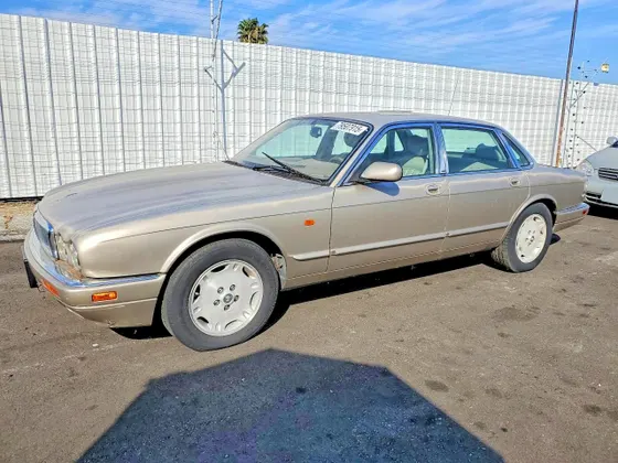 1996 Jaguar XJ Series Sedan XJ6
