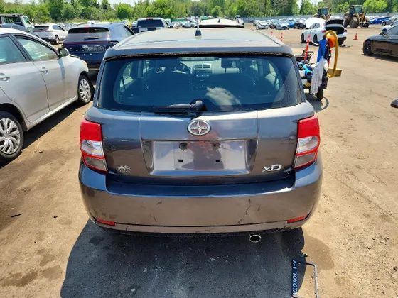 2009 Scion xD