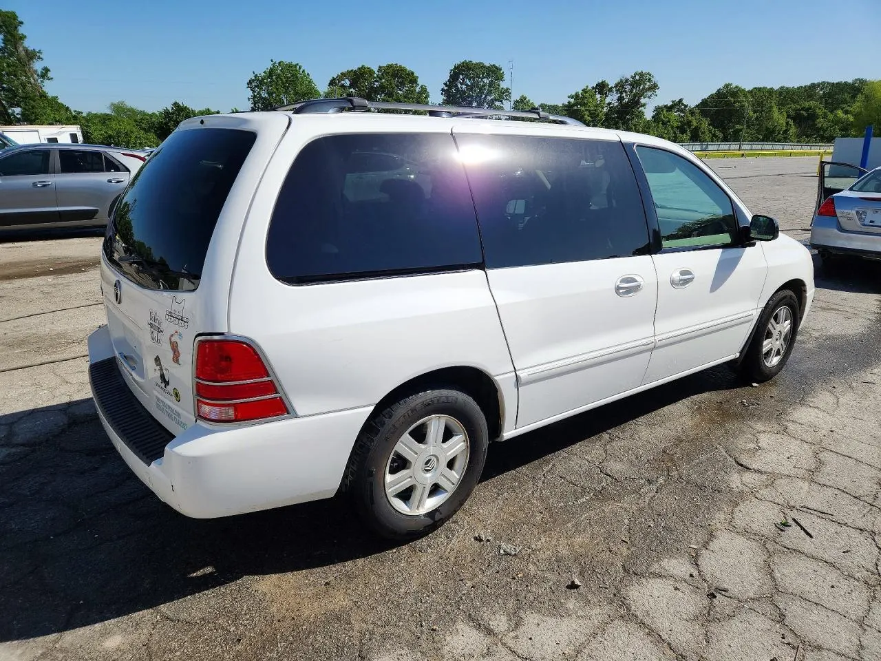 2005 Mercury Monterey Luxury