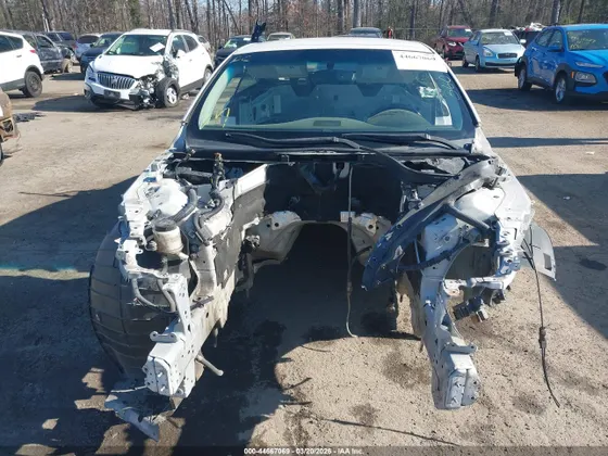 2014 INFINITI Q60 Convertible