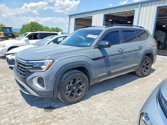 2025 Volkswagen Atlas 2.0T Peak Edition