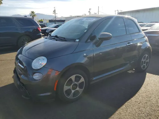 2014 FIAT 500e 500