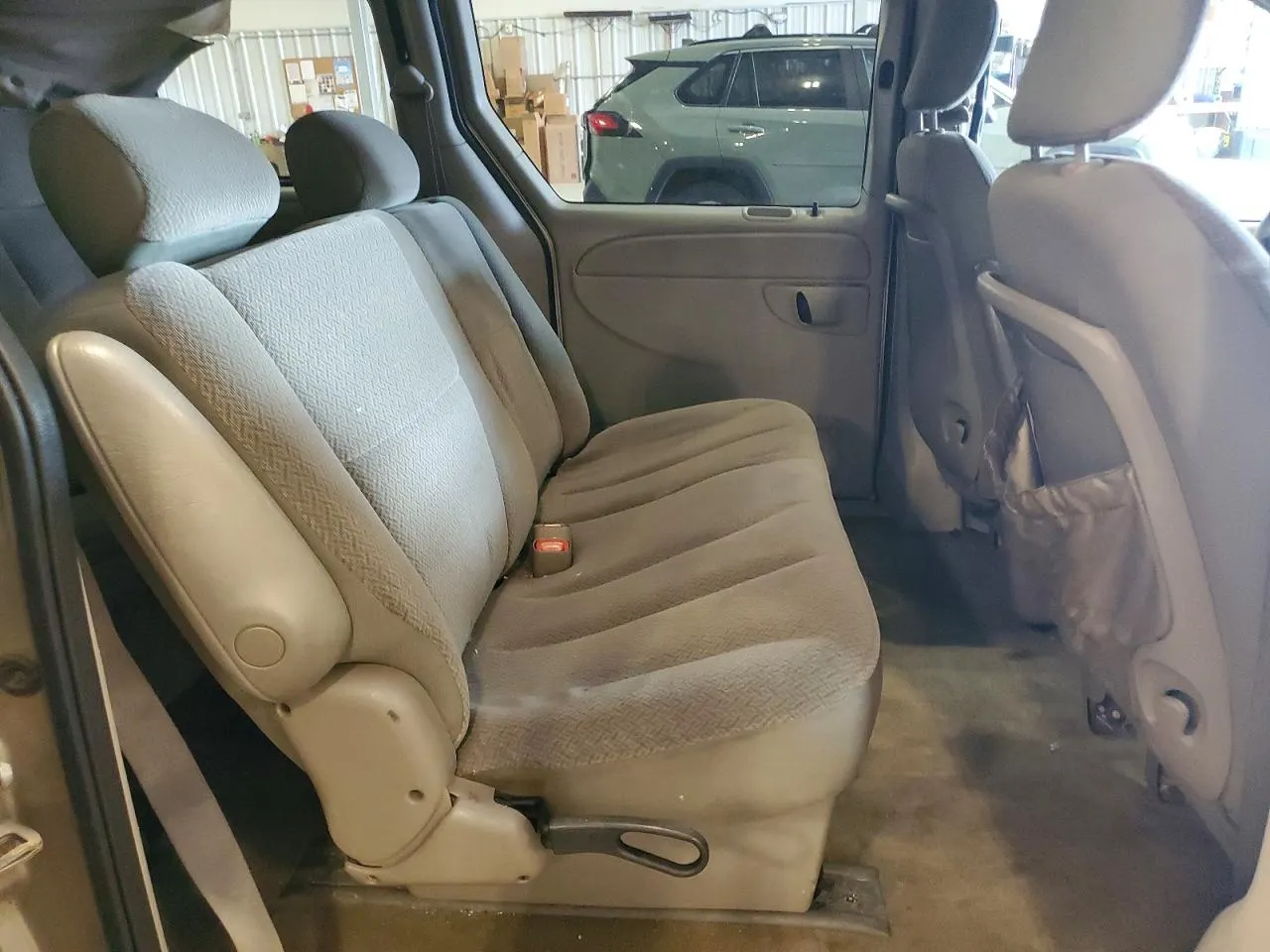 2006 Chrysler Town & Country SWB TOWN & COUNTRY