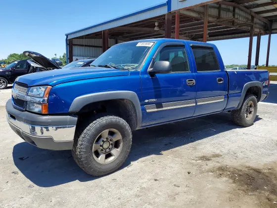 2004 Chevrolet Silverado 2500 Crew Cab LT