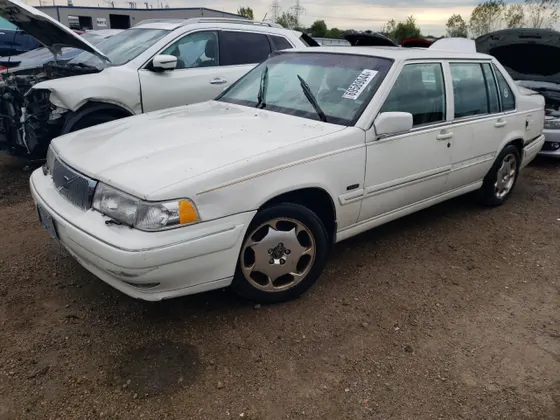 1998 Volvo S90