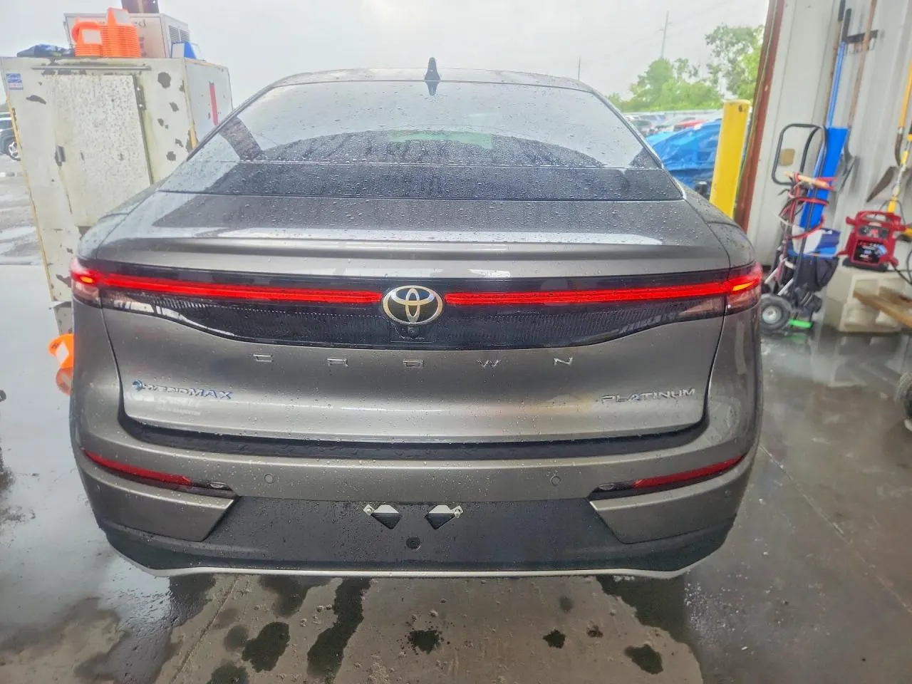 2025 Toyota Crown Platinum