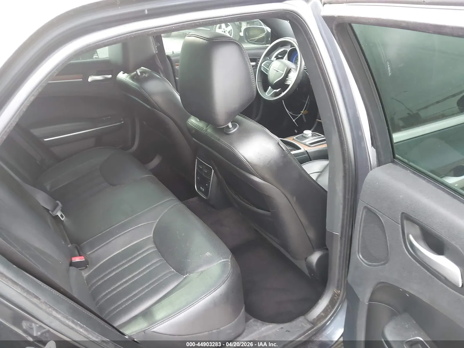 2017 Chrysler 300 300C Platinum