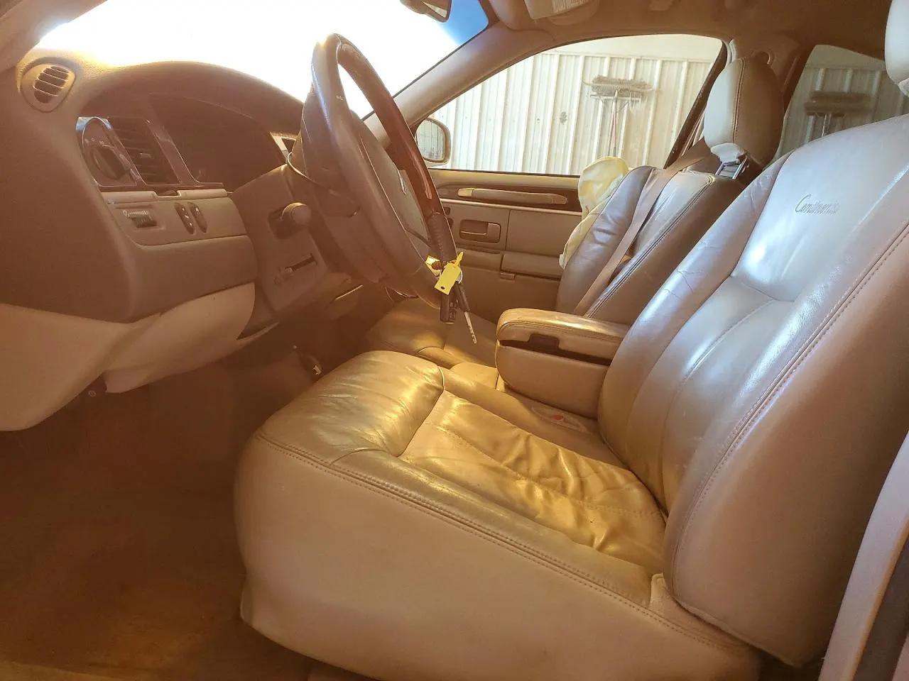 2010 Lincoln Town Car Signature Limited