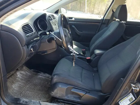 2010 Volkswagen Jetta SportWagen S