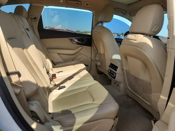 2019 Audi Q7 Premium Plus
