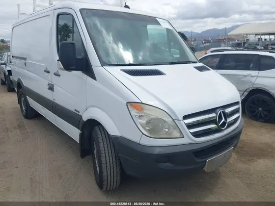 2013 Mercedes-Benz Sprinter Cargo Vans NORMAL ROOF