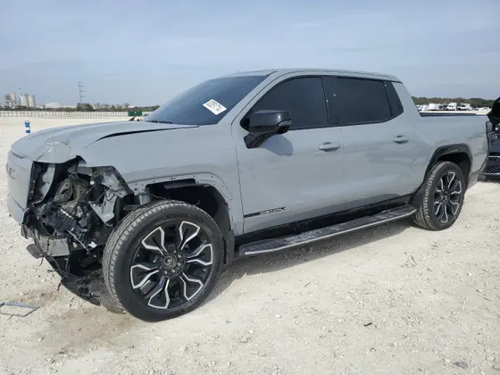 2024 GMC Sierra EV Denali Edition 1