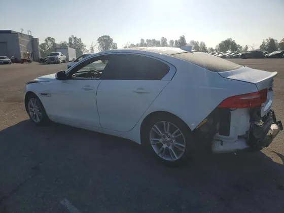 2018 Jaguar XE