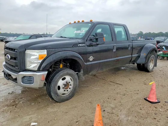 2011 Ford Super Duty F-350 DRW XLT