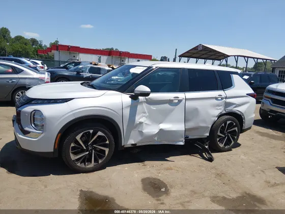 2022 Mitsubishi Outlander ES