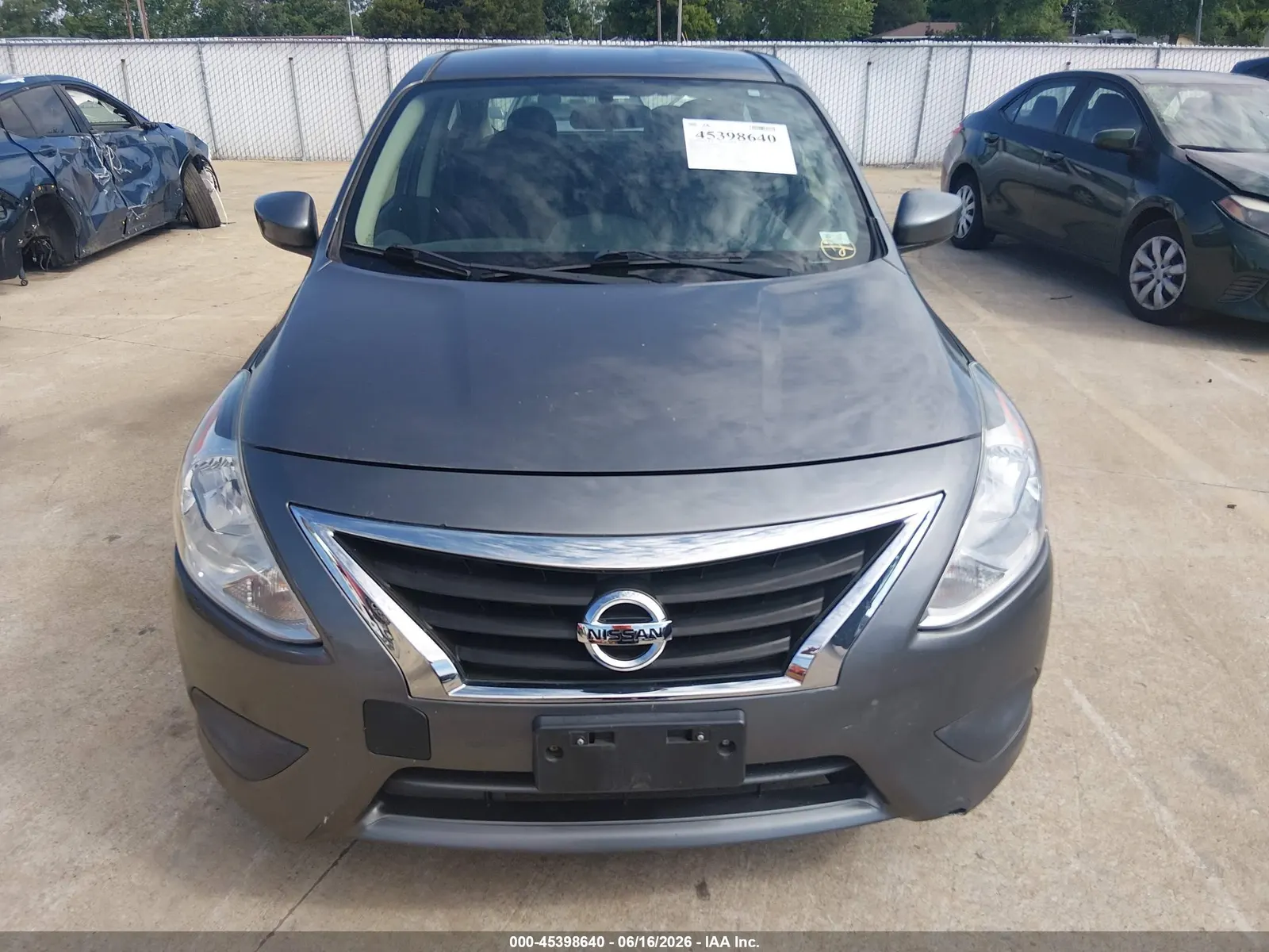 2017 Nissan Versa Sedan S Plus