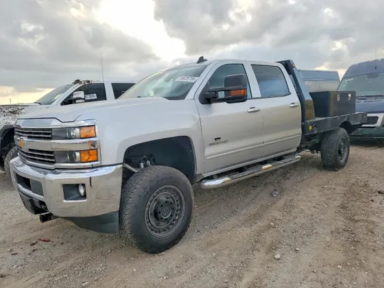 2015 Chevrolet Silverado 3500HD Built After Aug 14 LT