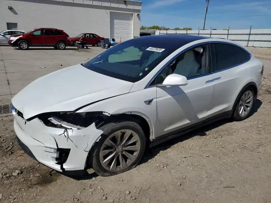 2019 Tesla Model X 75D