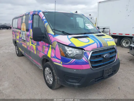 2023 Ford E-Transit Cargo Van