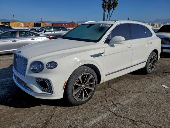 2022 Bentley Bentayga V8