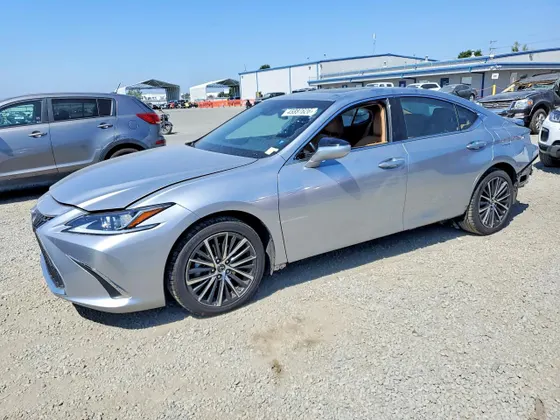 2023 Lexus ES ES 300h