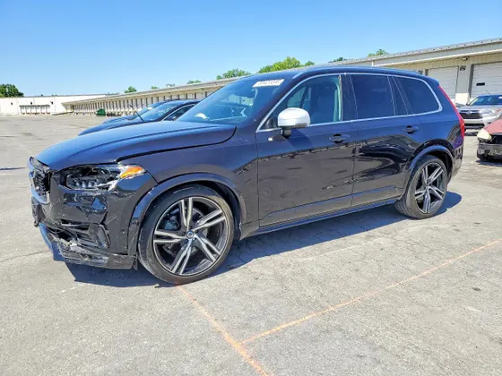 2019 Volvo XC90 R-Design