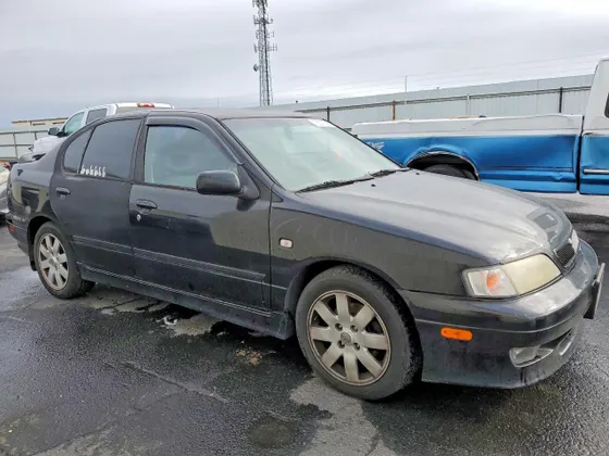2002 INFINITI G20 Luxury