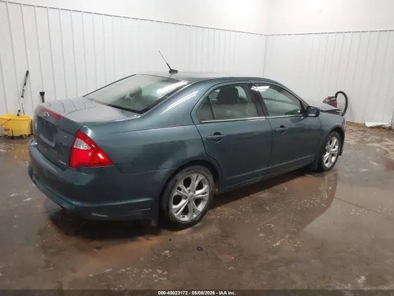 2012 Ford Fusion SE
