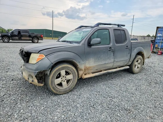 2005 Nissan Frontier 2WD LE