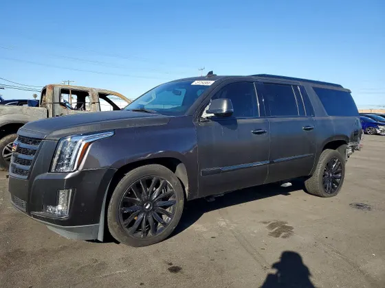 2018 Cadillac Escalade ESV Premium Luxury