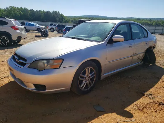 2005 Subaru Legacy Sedan (Natl) LEGACY