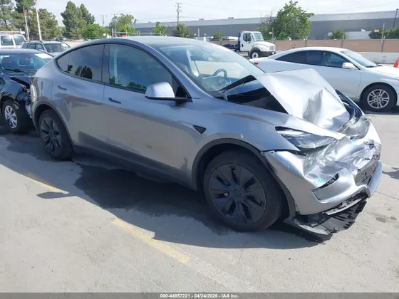 2025 Tesla Model Y Long Range