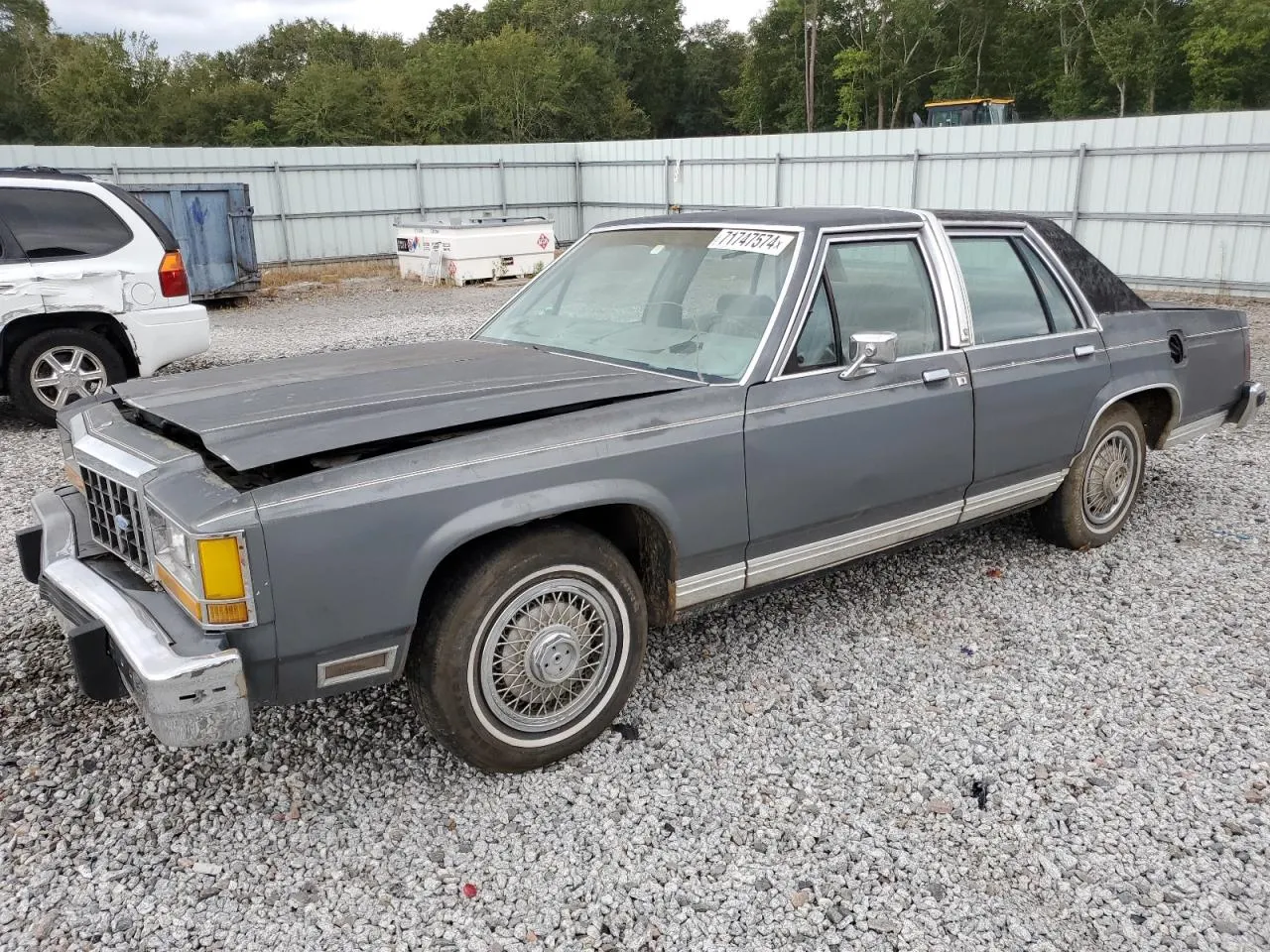 1985 Ford Crown Victoria