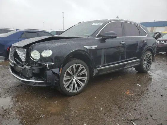 2022 Bentley Bentayga V8