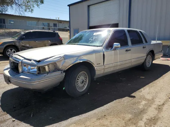 1992 Lincoln Town Car Executive