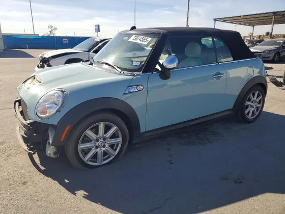 2013 MINI Cooper Convertible S