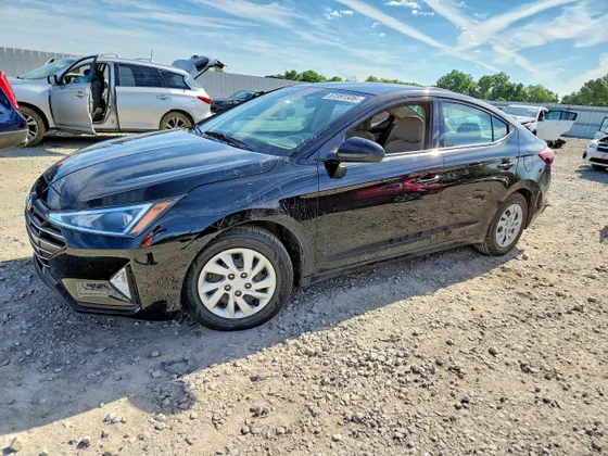 2019 Hyundai Elantra SE