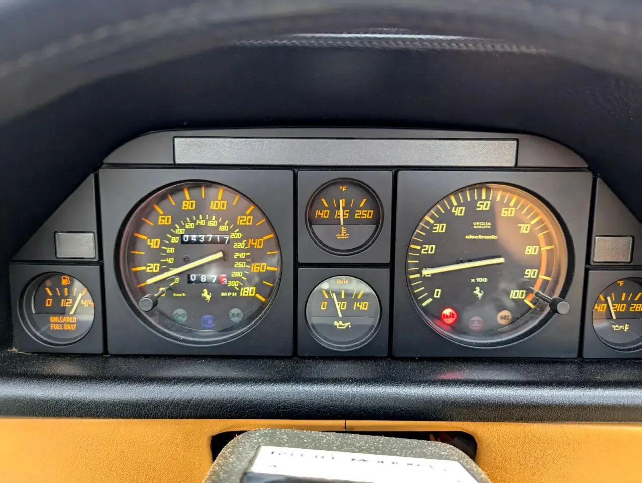 1989 Ferrari MONDIAL T CABRIOLET