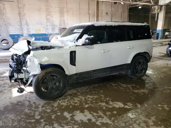 2024 Land Rover Defender X-Dynamic SE