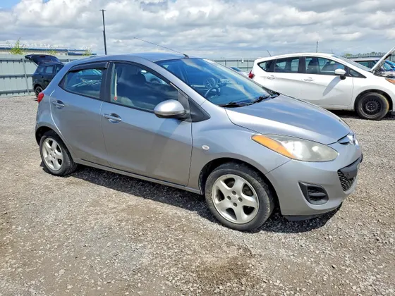 2014 Mazda Mazda2 Sport
