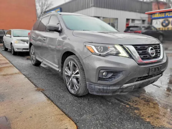 2018 Nissan Pathfinder SV