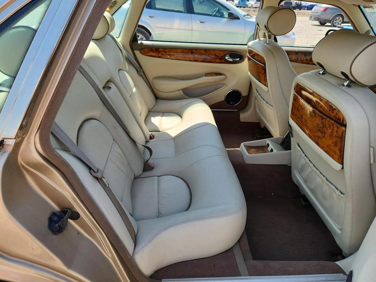 2000 Jaguar XJ Vanden Plas