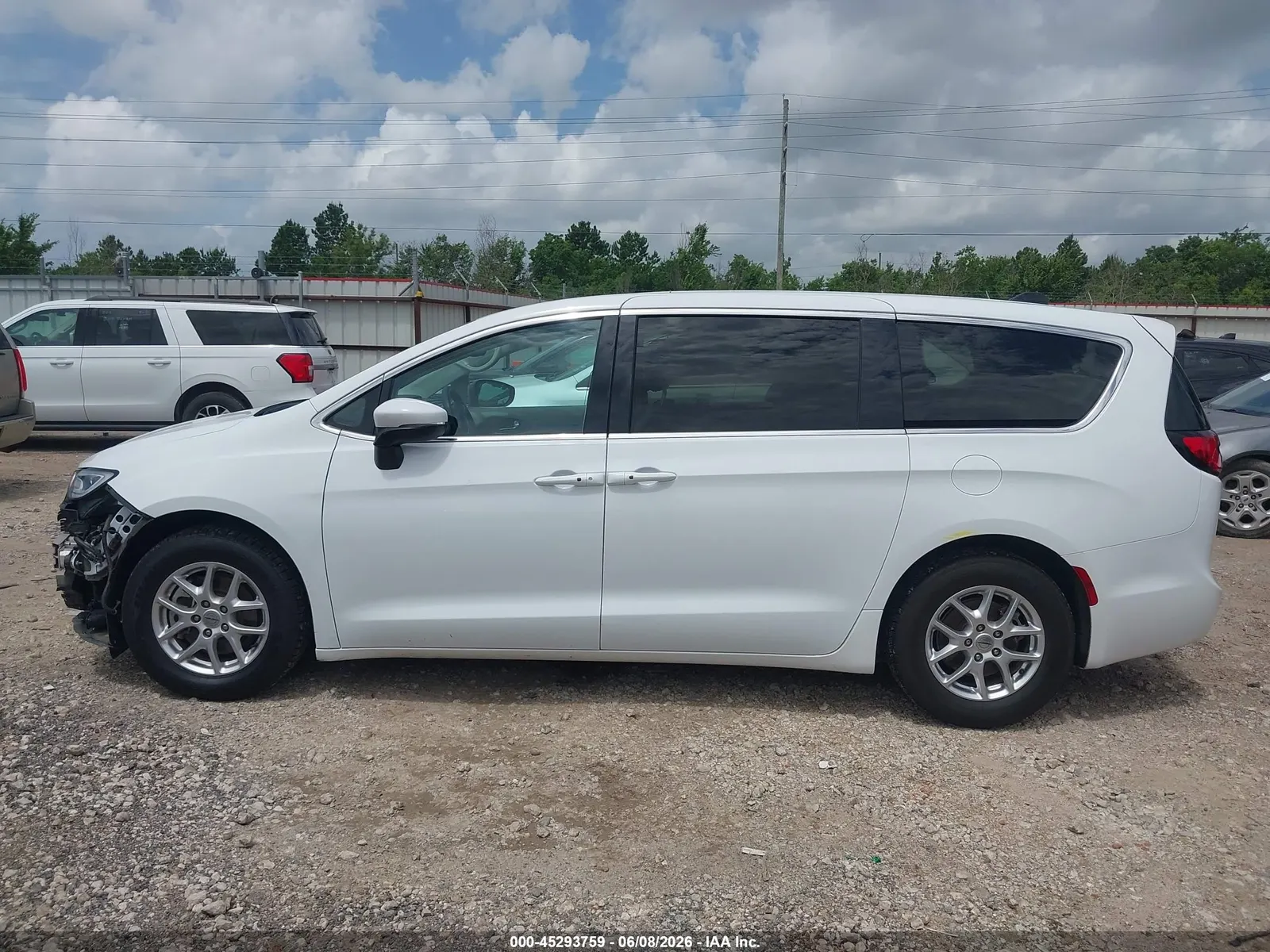 2023 Chrysler Pacifica Touring L