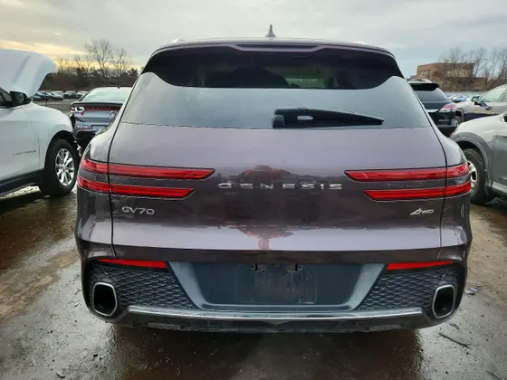 2023 Genesis GV70 2.5T