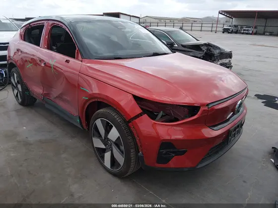 2022 Volvo C40 Recharge Pure Electric Ultimate