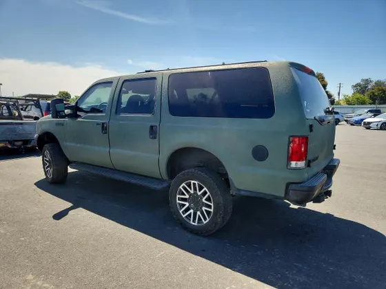 2000 Ford Excursion XLT