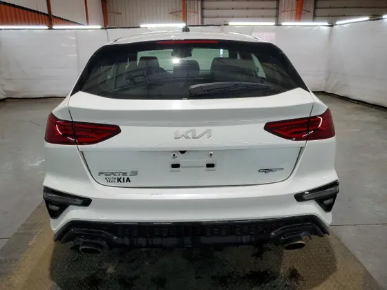 2023 Kia Forte5 GT