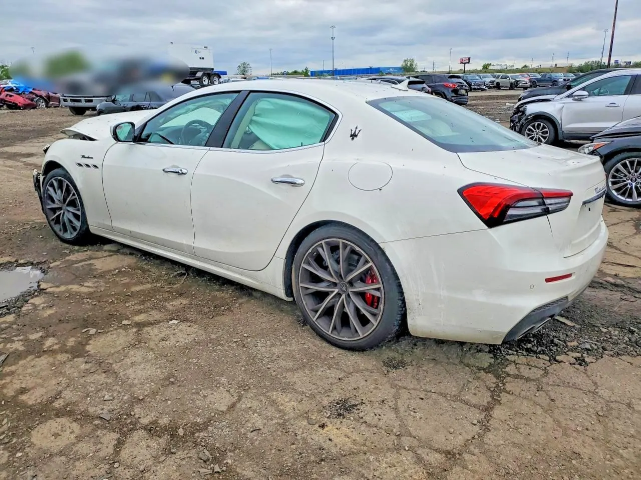 2022 Maserati Ghibli Modena